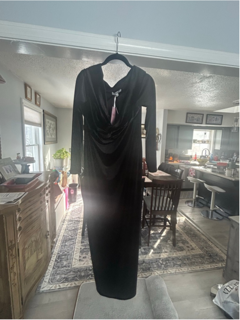 Women's Old Navy Black velvet Long Sleeve Dress l
